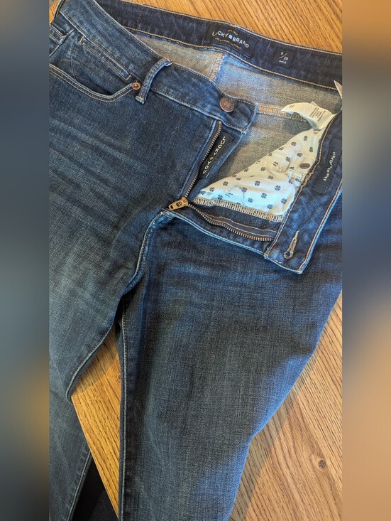 Lucky Brand Denim - Lucky Brand Women's Medium-Dark Blue Skinny Jeans